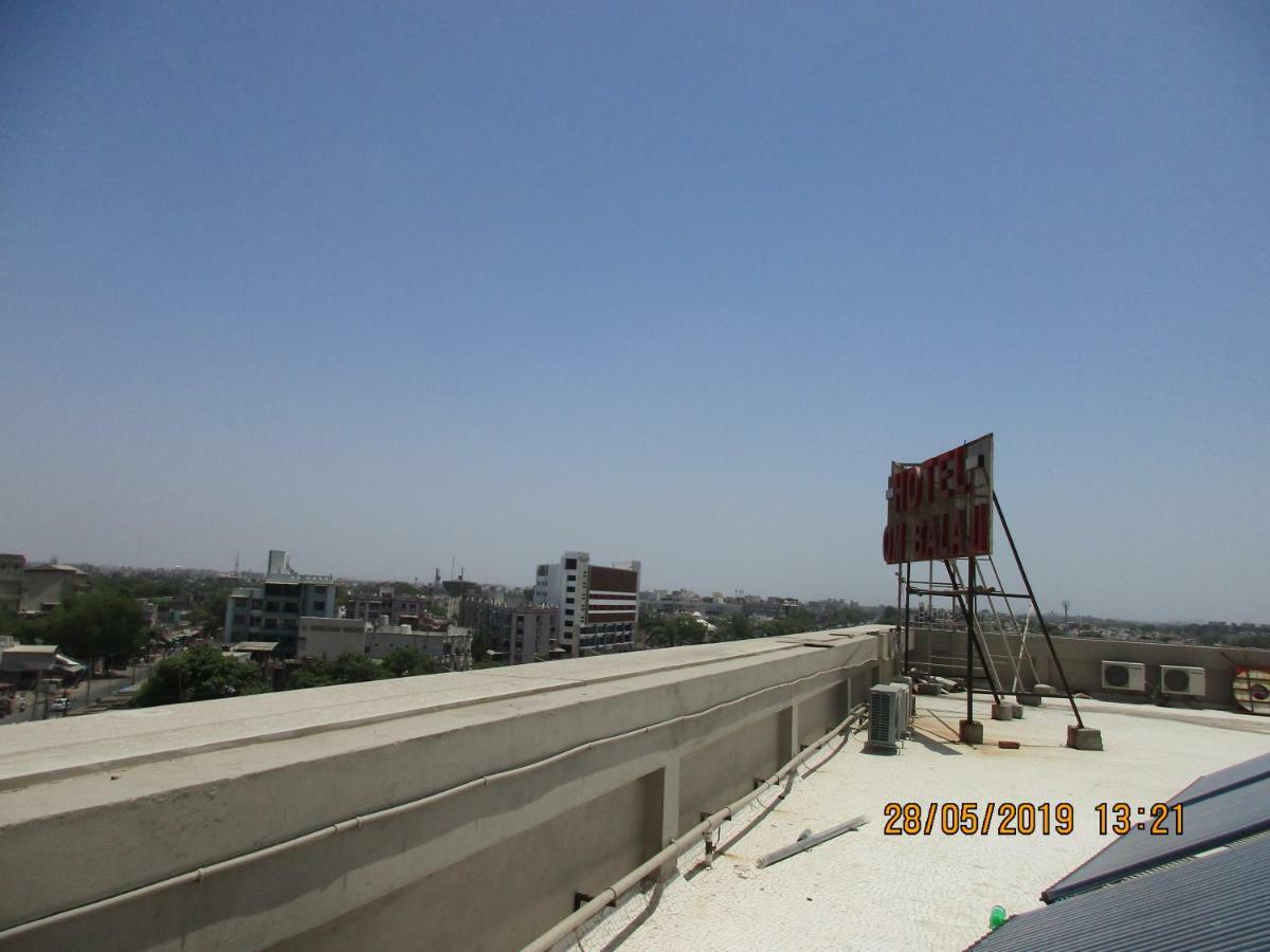 Hotel Om Balaji Ahmedabad Exterior foto
