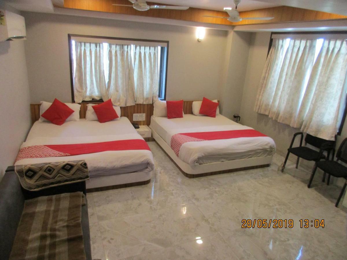 Hotel Om Balaji Ahmedabad Exterior foto